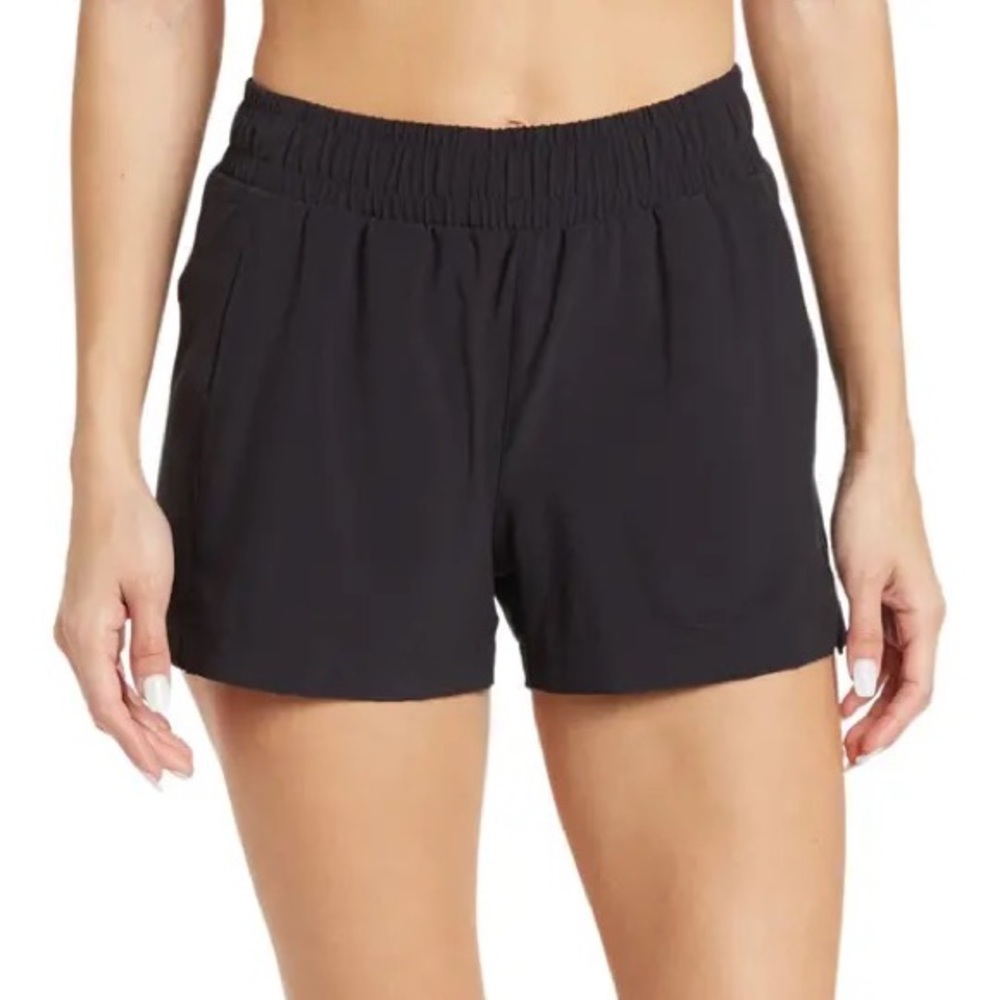 Zella Black Unlined Drawstring Exercise Shorts M